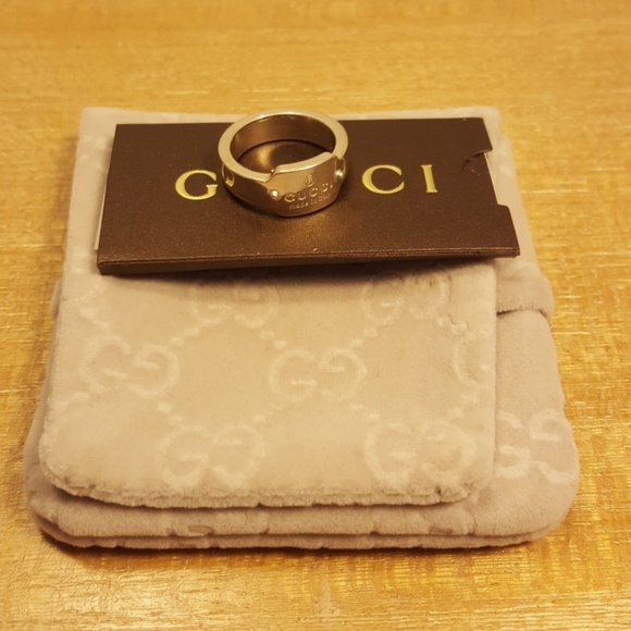 used gucci ring